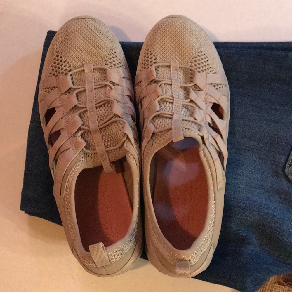 Sketchers outdoor loafer